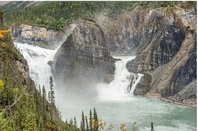 Náilicho (Virginia Falls). Nahanni National Park Reserve. © Parks Canada. All rights reserved. (CNW Group/Parks Canada)