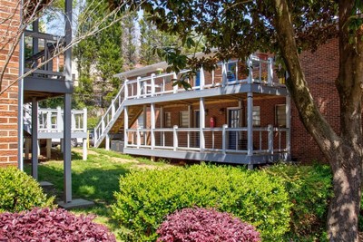 CentryStone Capital Acquires Vic at Buckhead, a 40 Unit Boutique Apartment, Atlanta, GA on September 30, 2022