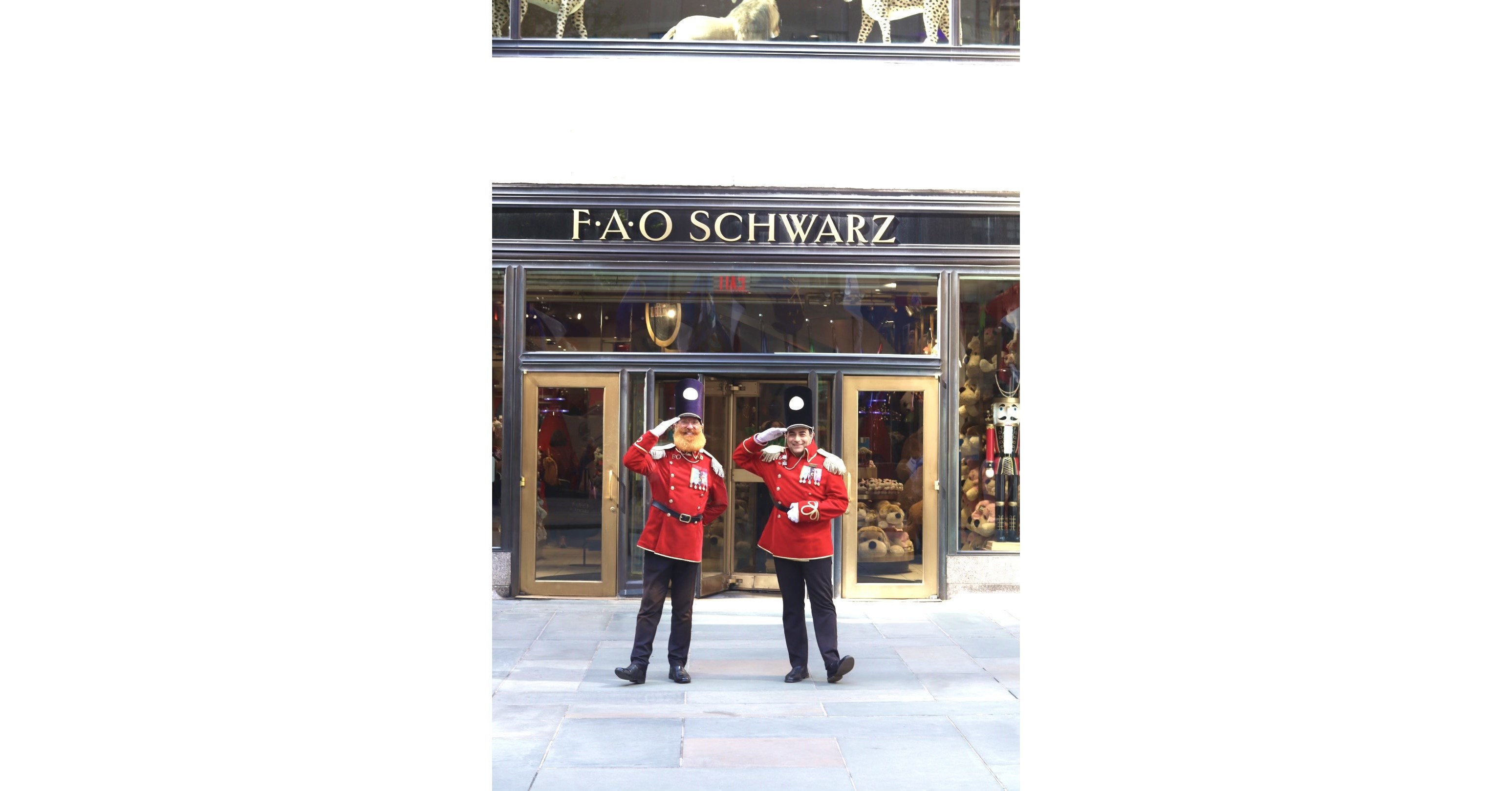 FAO Schwarz's toy soldiers are no match for Manhattan's sky-high rents -  Los Angeles Times