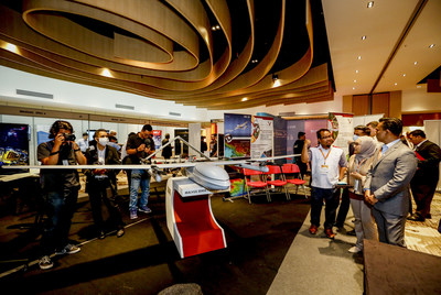 Unable to view the image, Please provide a valid URL.