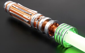 'Star Wars' Cosplayers and Collectors Turn to DynamicSabers, a Lightsaber Retailer Startup