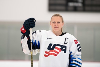Kendall Coyne Schofield is the Captain of the Womens USA hockey team, and a PWHPA player and president of the PWHPA board. (CNW Group/CCM Hockey)