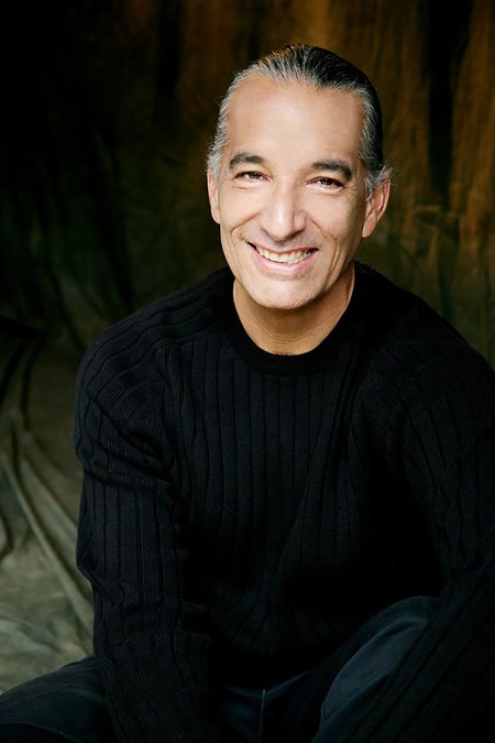 THE LANGUAGE CONSERVANCY AND LAKOTA LANGUAGE CONSORTIUM MOURN THE LOSS OF OUR FRIEND, KEVIN LOCKE, ACCLAIMED LANGUAGE CHAMPION, EDUCATOR, FLUTIST, AND HOOP DANCER - Vimarsana News