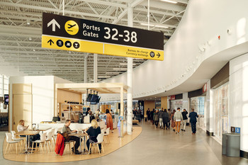 Brûlerie Rousseau par Nourcy en el Aeropuerto Internacional Jean-Lesage de la Ciudad de Quebec (Grupo CNW/Aeropuerto de la Ciudad de Quebec)
