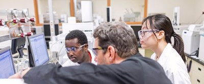 The Seneca Centre for Innovation in Life Sciences will power applied research for the diagnostics and cosmetics industries while providing advanced learning opportunities for Seneca students and recent graduates. (CNW Group/Seneca College)