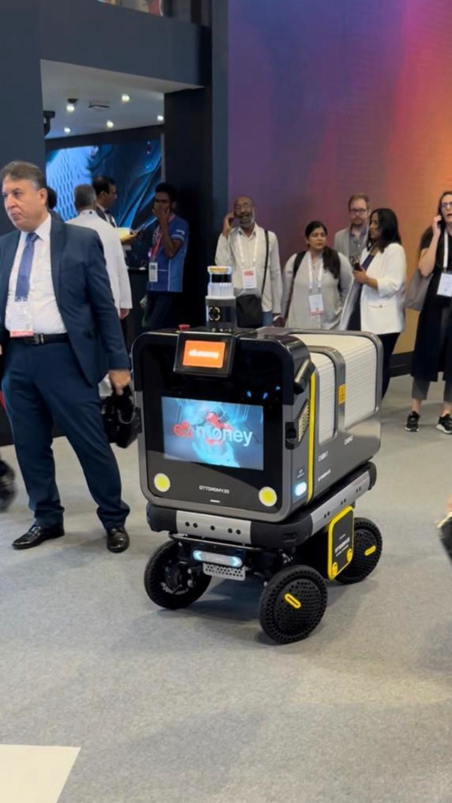 Ottobot 2.0 at Gitex Global 2022, Dubai