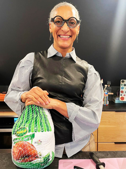 The Makers of the Jennie-O® turkey brand announced today a partnership with esteemed chef, cookbook author and beloved TV personality Carla Hall to honor school cafeteria staff throughout the country.