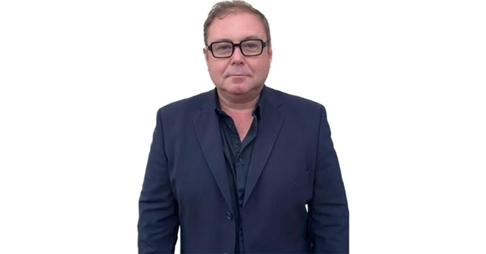 FX annonce la promotion de Jean Baptiste Plas au poste de directeur des ventes pour la France Jean-Baptiste succède à Denis Heraud, qui occupait ce poste depuis 2011.