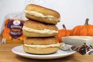 Celebrate Your Fall With Western Bagel's Seasonal Pumpkin Bagel Bagelettes!