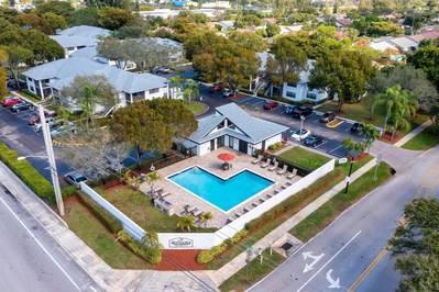 The Heron Landing 144-unit apartment complex has been purchased by Miami-based Circle Capital Partners.