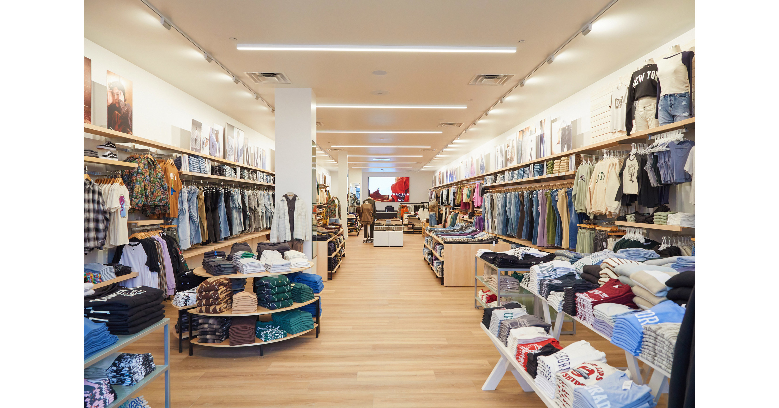 PACSUN EXPANDS SOCAL FOOTPRINT WITH NEW OPENING IN SAN DIEGO