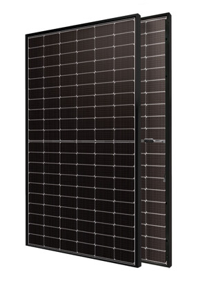 Serie de módulos fotovoltaicos LION HJT de RECOM Technologies con una potencia superior a 700 Wp