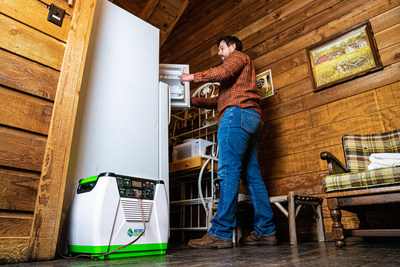 Nature's Generator Gold Essential System Powers Refrigerator During Power Outage