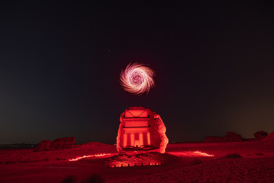 An impressive drawing of light made by drones, creating an illusion of light at Hegra’s Drone Light Show. The show took place in AlUla in the Northwest of Saudi Arabia on 13, 14, 15th of October 2022 to mark the end of AlUla Wellness Festival, the first of a series of festivals and events forming together AlUla Moments Calendar. (PRNewsfoto/The Royal Commission For AlUla, Kingdom of Saudi Arabia)