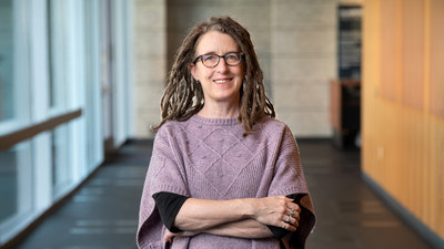 Katie Pollard is recognized by the National Academy of Medicine for discovering fast-evolving regions of the human genome and for creating open-source software used by scientists worldwide. Photo: Michael Short/Gladstone Institutes