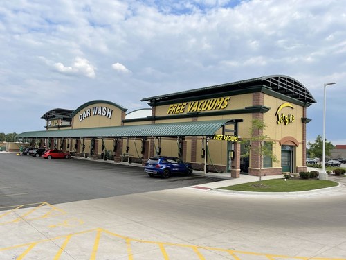 ZIPS Car Wash announces the acquisition of Jet Brite Car Wash, an 11-store mega car wash chain based in Chicago. This marks ZIPS 25th closing transaction for this year, which is a record year of expansion with 61 stores acquired in 2022.