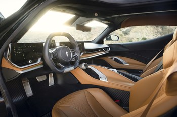 Verde Paradiso Battista interior (PRNewsfoto/Automobili Pininfarina)