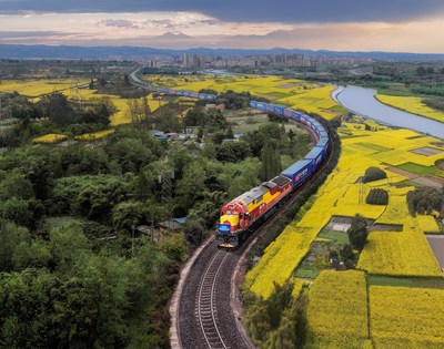 A China-Europe freight train departs from Chengdu International Railway Port for Europe. (PRNewsfoto/Qingbaijiang District of Chengdu)