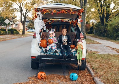 As Halloween approaches, motorists can expect even the quietest streets becoming busy with trick-or-treaters. To ensure everyone has a safe and fang-tastic night, CAA South Central Ontario (CAA SCO) is reminding motorists to be extra vigilant while driving in areas with higher volumes of pedestrians. (CNW Group/CAA South Central Ontario)