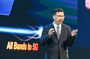 Yang Chaobin de Huawei lance une série de solutions 5G toutes bandes