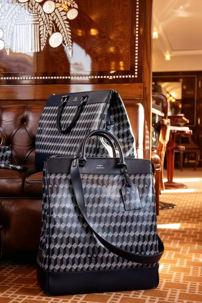 Orient Express Travel Totes (CNW Group/Accor, North & Central America)