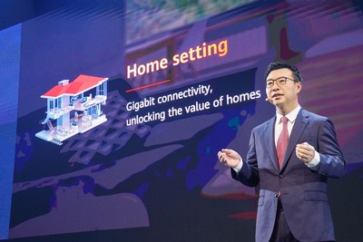 Simon Lin, Senior Vice President of Huawei and President of Huawei Asia-Pacific Region (PRNewsfoto/Huawei)