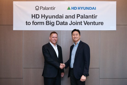 Chung Ki-sun, CEO of HD Hyundai, and Peter Thiel, co-founder and chairman of Palantir, agree to form a big data joint venture.