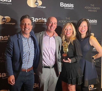 Pictured, l-r: Cadent’s EVP of Advanced TV & Video Jes Santoro and VP of Advertising Solutions Andrew Horlick; and Catalina USA’s Chief Revenue Officer Stacey Hawes and VP, Omnichannel Media Solutions Jessica Lan, celebrating the 2022 AdExchanger Award for Best Data-Driven TV Campaign for Applegate.