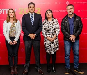 Las grandes transformaciones educativas deben surgir desde lo local