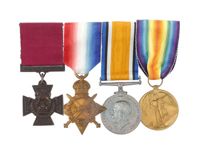 Victoria Cross Medal Set, Second Lieutenant Edmund De Wind; CWM 20180393-001 Tilston Memorial Collection of Canadian Military Medals; Canadian War Museum; other photos available on request. (CNW Group/Canadian War Museum)