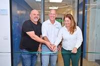 From left to right: Amir Zaidman, The Kitchen Hub, Eran Blachinsky and Gali Yarom (Credit: Janet Erlich) (PRNewsfoto/Better Juice)