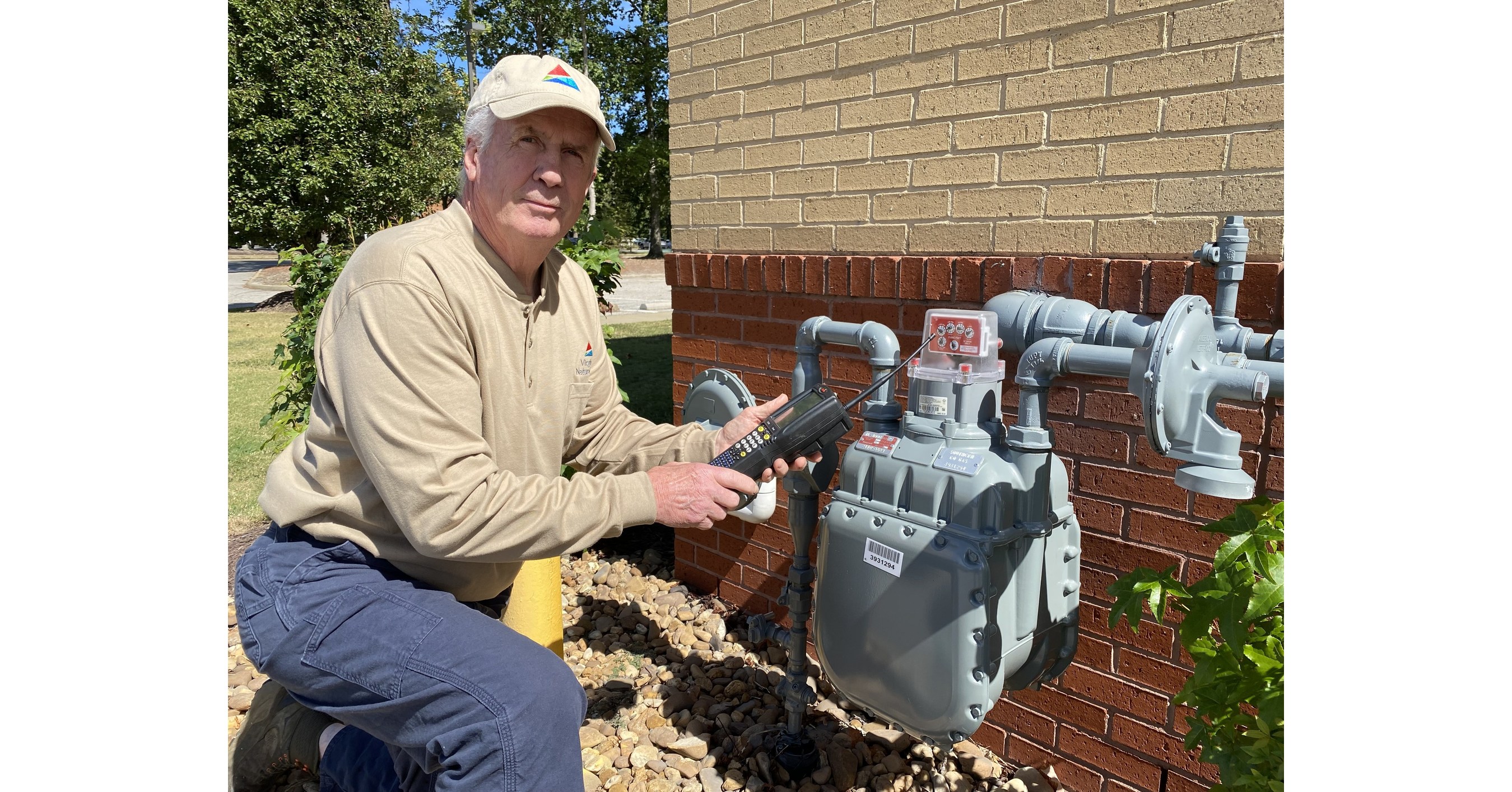 Virginia Natural Gas employee celebrates golden anniversary
