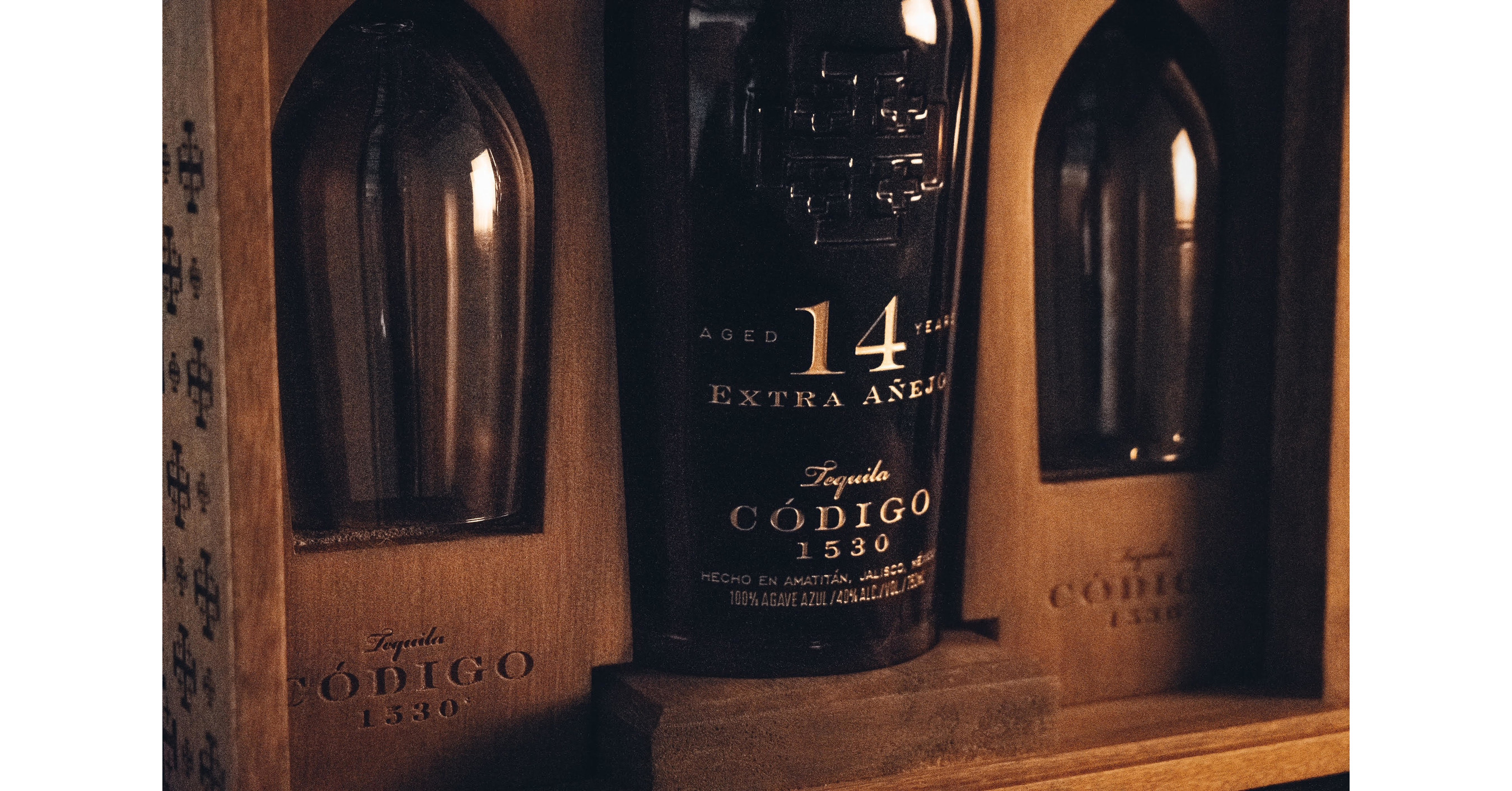 Código 1530 Tequila & Mezcal, Ultra-premium, Live And Wander