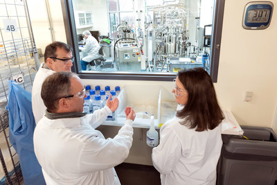 Congresswoman Diana DeGette (D-CO) visits the Gates Biomanufacturing Facility's Protein Suite, in which GMP-grade AV-1980R was manufactured for the Institute for Molecular Medicine's phase 1 clinical trials.