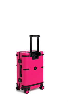 Introducing the Un-carrier On from T-Mobile – the Smartest, Flyest Carry-On Ever