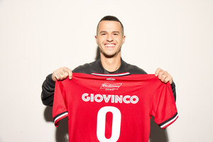 From Forza Azzurri to Forza Canada! Budweiser Zero Signs International Footballer Sebastian Giovinco to inspire Italian Canadians to come together and cheer on Canada at the 2022 FIFA World Cup™