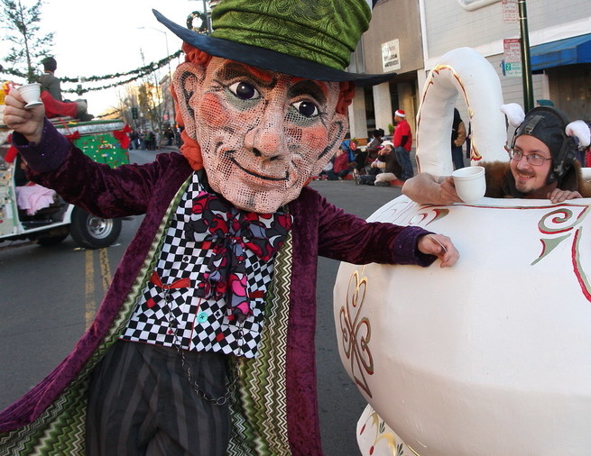 Northern California's anticipated holiday event: the Mad Hatter Holiday Festival, Parade & Tree Lighting in the historic downtown of Vallejo on Saturday, December 3, 2022, becomes a Wonderland of Awe! - Vimarsana News