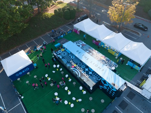 Insight Global’s mobile career center is a fully-loaded 53-foot trailer that expands to feature experience zones to meet any job seeker’s goals. The Be The Light tour debuts in Atlanta on Nov. 12 and will visit a dozen cities throughout the next year. (PRNewsfoto/Insight Global) Insight Global’s mobile career center is a fully-loaded 53-foot trailer that expands to feature experience zones to meet any job seeker’s goals. The Be The Light tour debuts in Atlanta on Nov. 12 and will visit a dozen cities throughout the next year. (PRNewsfoto/Insight Global)