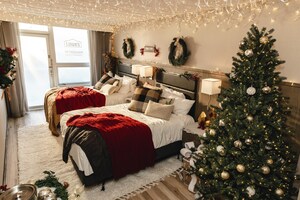 LOWE'S AND WYNDHAM BRING THE WARMTH OF BEING HOME FOR THE HOLIDAYS TO STRANDED TRAVELERS