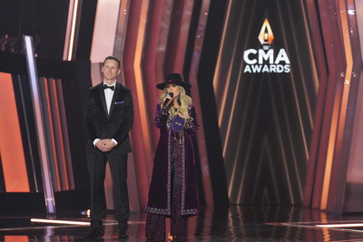 CreatiVets founder, Richard Casper, joined Wilson, the CMA Awards New Artist and Female Vocalist winner, live, on-stage to receive a surprise donation of $50,000, on behalf of Crown Royal.