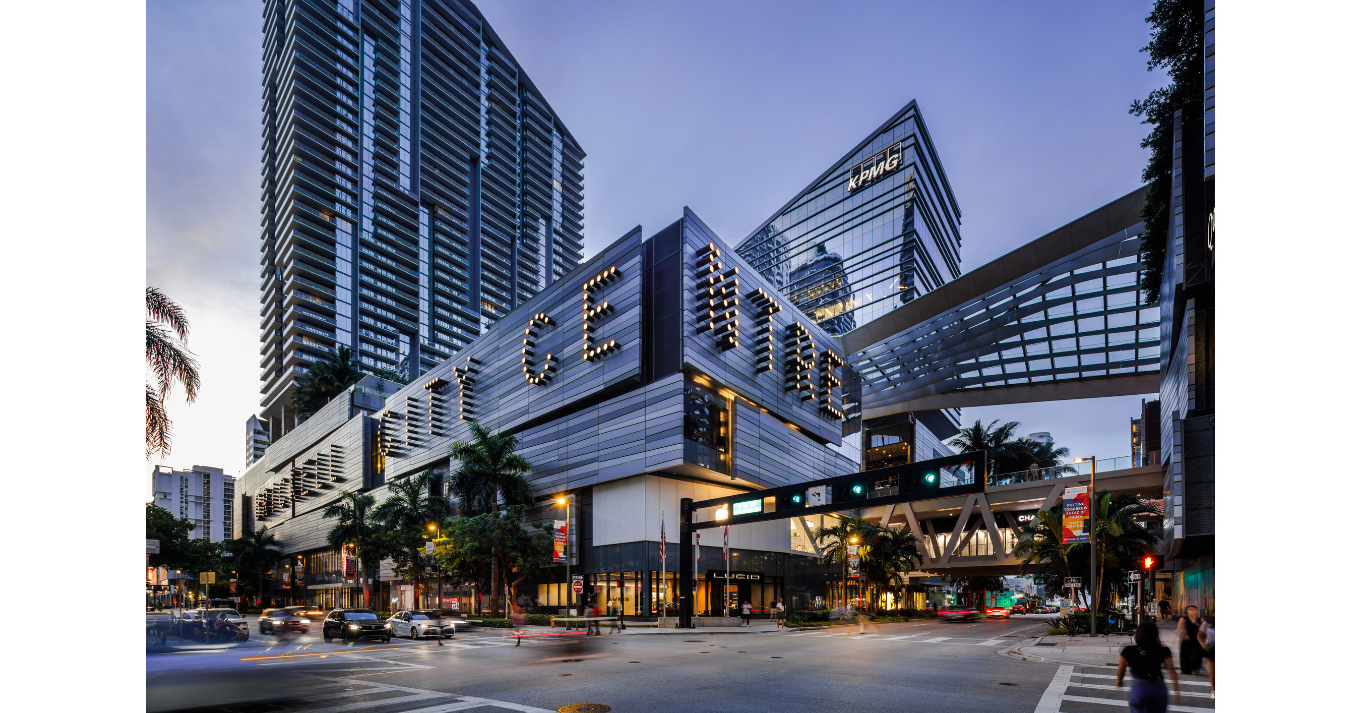 Miami's Luxurious Open Air Shopping Mall – Brickell City Center
