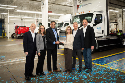 Battery electric Freightliner eCascadia handoff to Sysco in Portland, Oregon 
Scott Kuebler, Vice President, On-Highway Sales, DTNA
Mary Aufdemberg, General Manager, Product Strategy and Market Development, DTNA
Rakesh Aneja, VP and Chief of eMobility, DTNA
Marie Robinson, EVP and Chief Supply Chain Officer, Sysco 
Christopher Wyse, VP Communications, Sysco
Rick Stewart, Dealer Principle Houston Freightliner and WesternStar
(from left to right)