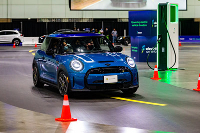 Mini Cooper EV at LA Auto Show