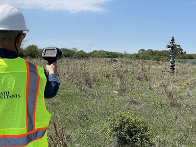 An operator uses the RMLD-CS to check for natural gas at an abandoned well.