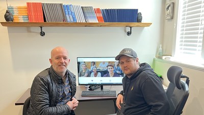 Daniel Hendrickson, Manager of Training, BCMEA, (left) pictured with Luke Dufour, Program Coordinator, Trinity Recovery House (right) (CNW Group/British Columbia Maritime Employers Association)