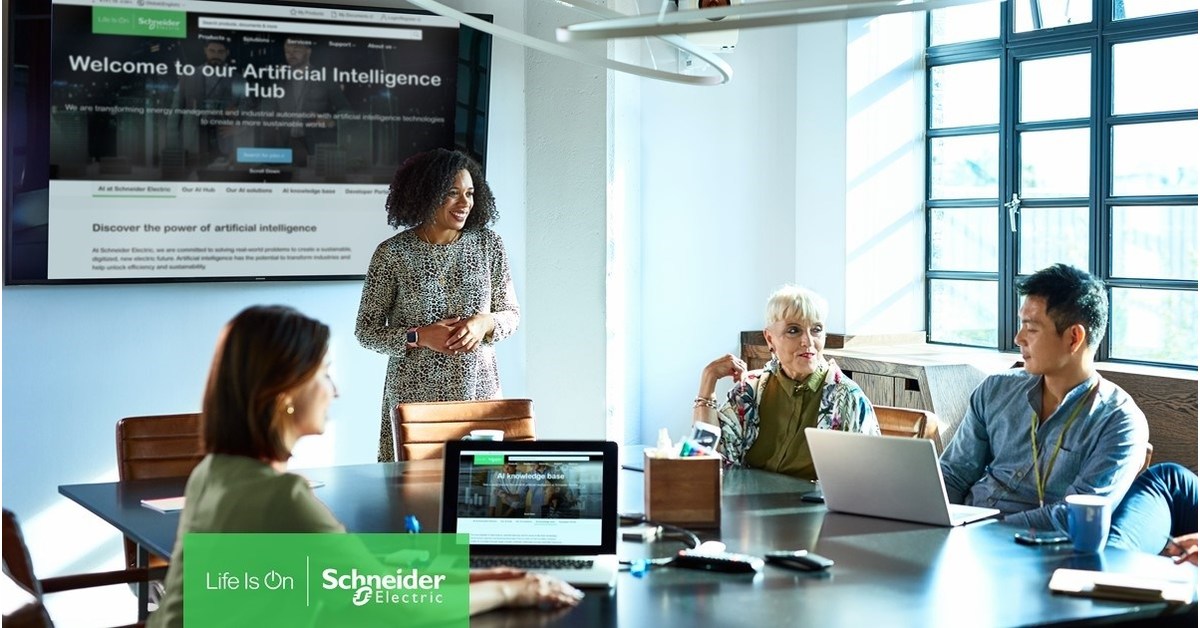 Schneider Electric acelera su estrategia de IA a escala, con un sólido  progreso en su primer año - DCD