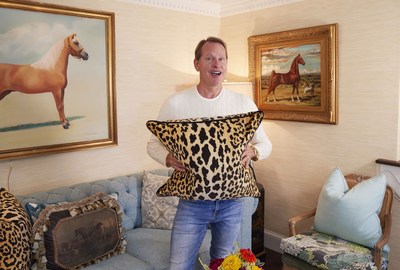 At his spacious Pennsylvania horse farm, Carson Kressley talks design and entertaining with Ballard Designs and shares his best home entertaining tips with great decor items like comfy throw pillows from Ballard's design collection.