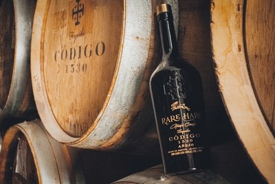 Código 1530 and Playboy Spirits Launch a Second Edition of 
Rare Hare Añejo Conejo