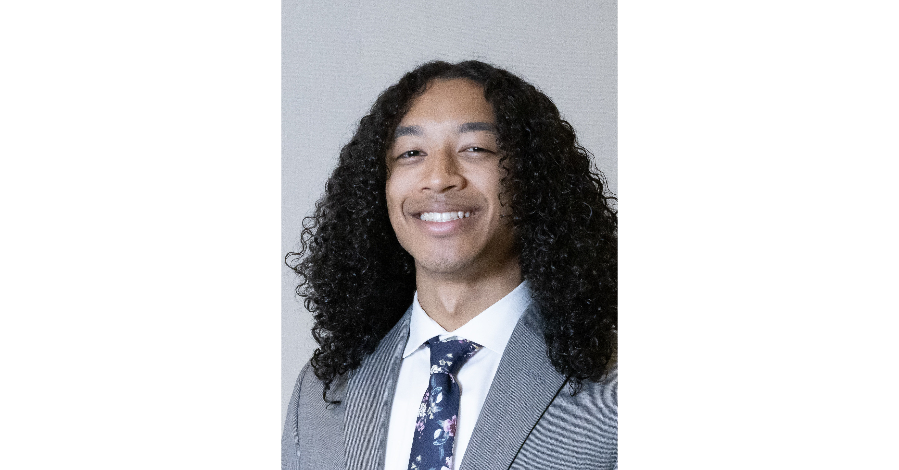 Two More Institute Alums Selected as Rhodes Scholars