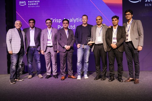 LUMIQ wins AWS Specialty Partner of the Year (Data, Analytics, & Machine Learning) 2022